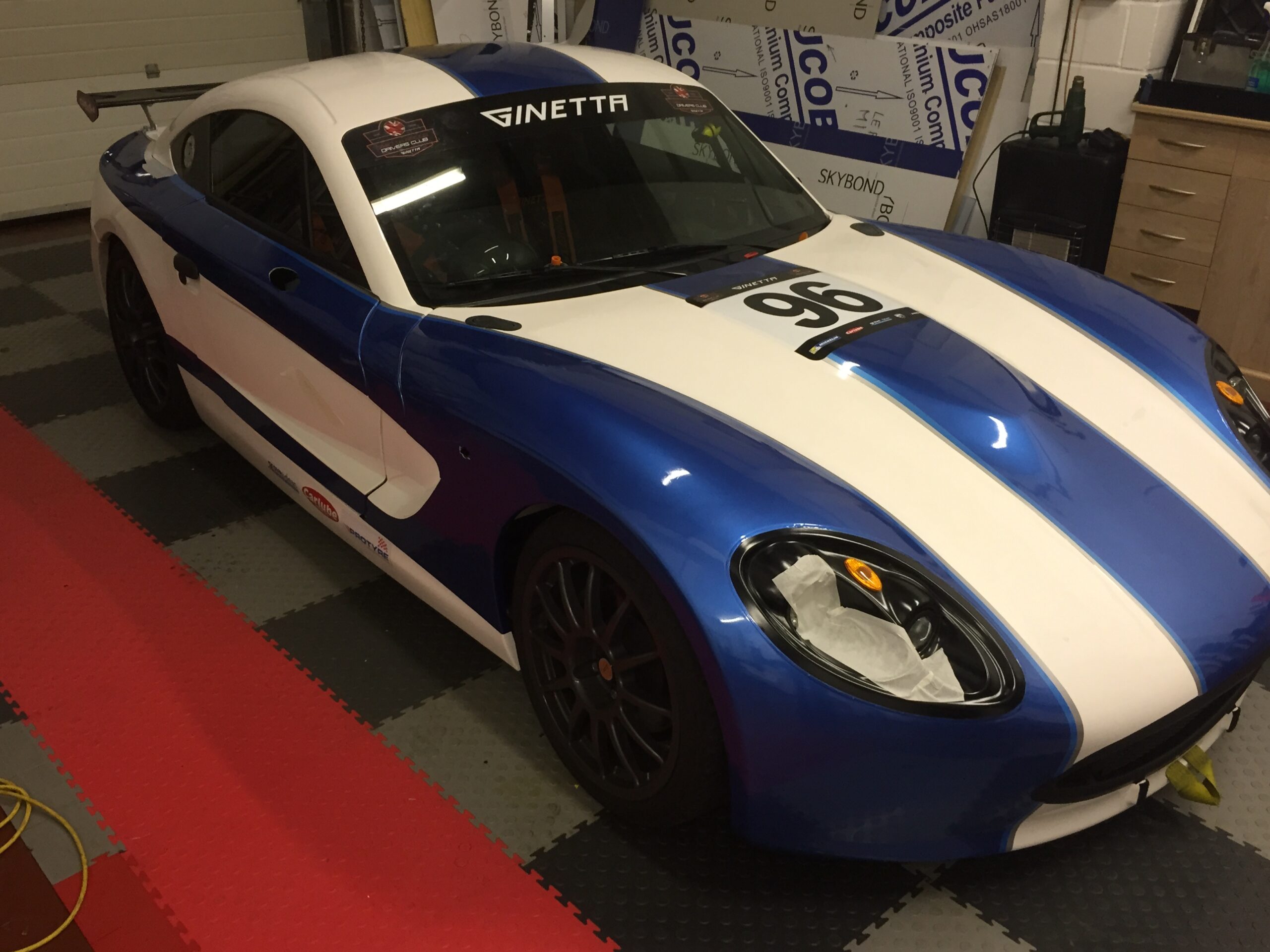 Ginetta Wrap